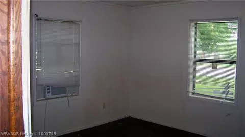 2811 N Albert Pike Ave, Fort Smith, AR 72904 photo 4
