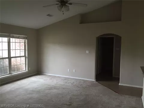 304 Apple Valley Dr, Fort Smith, AR 72908 photo 4