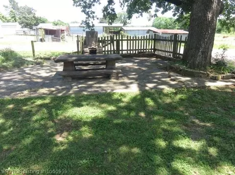 2504 Walnut St, Paris, AR 72855 photo 18