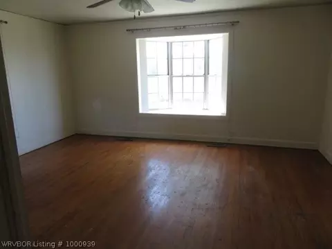 2504 Walnut St, Paris, AR 72855 photo 7