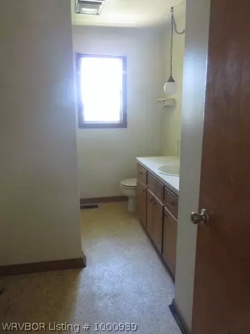 2504 Walnut St, Paris, AR 72855 photo 6