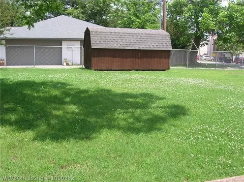 4821 S V St, Fort Smith, AR 72903 photo 14