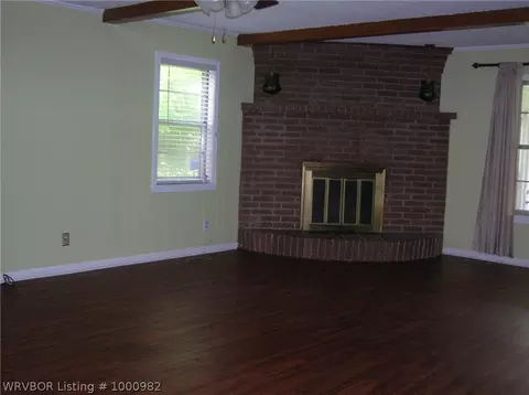 4821 S V St, Fort Smith, AR 72903 photo 3