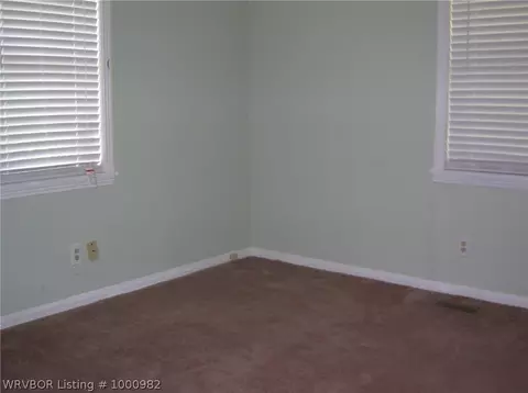 4821 S V St, Fort Smith, AR 72903 photo 7