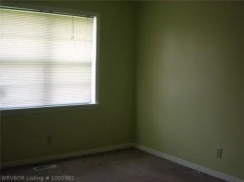4821 S V St, Fort Smith, AR 72903 photo 9