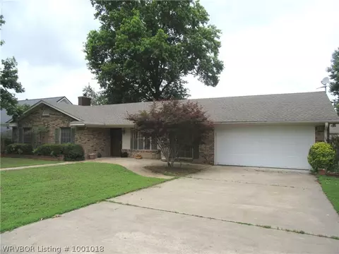 7201 Riviera Dr, Fort Smith, AR 72903 photo 2