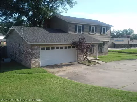 2524 Dallas St, Fort Smith, AR 72901 photo 1