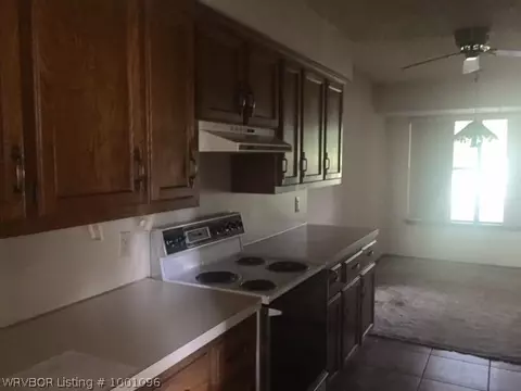 8509 Harvard Dr, Fort Smith, AR 72908 photo 5