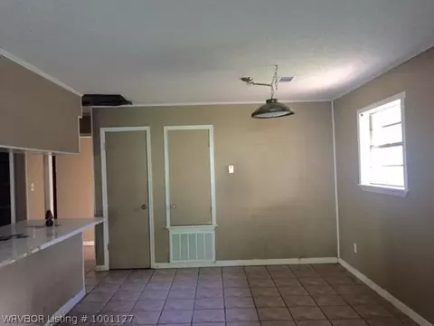 401 E Church St, Paris, AR 72855 photo 8