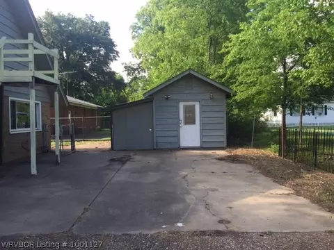 401 E Church St, Paris, AR 72855 photo 19
