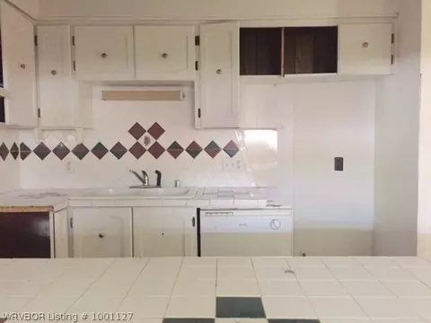 401 E Church St, Paris, AR 72855 photo 6
