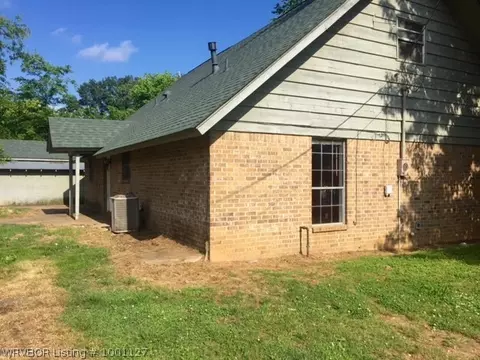 401 E Church St, Paris, AR 72855 photo 21