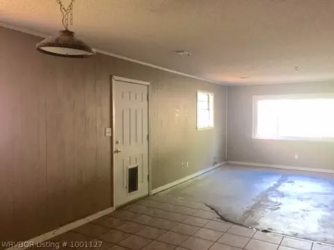 401 E Church St, Paris, AR 72855 photo 7
