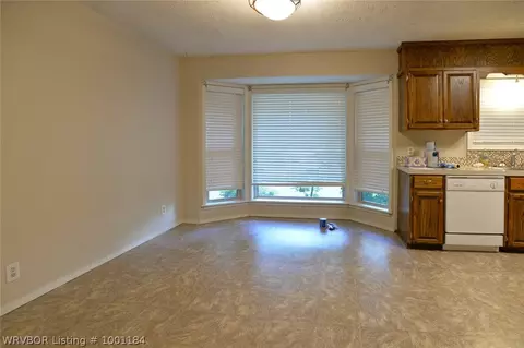 7918 Hermitage Dr, Fort Smith, AR 72908 photo 3