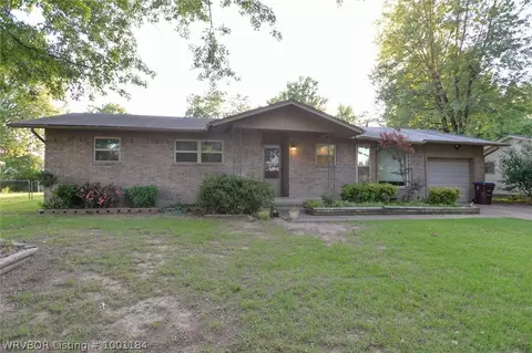 7918 Hermitage Dr, Fort Smith, AR 72908 photo 2
