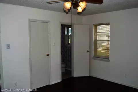 904 P St, Barling, AR 72923 photo 10