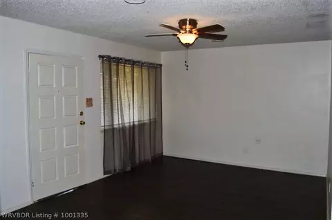 904 P St, Barling, AR 72923 photo 3