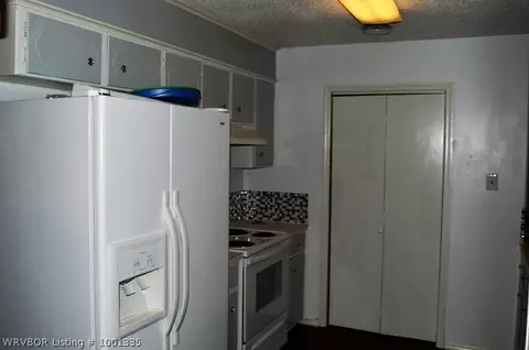 904 P St, Barling, AR 72923 photo 6