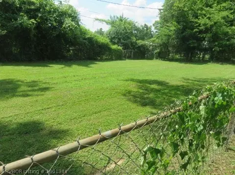 413 39th St, Fort Smith, AR 72903 photo 6