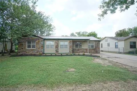 5008 S 33rd St, Fort Smith, AR 72903 photo 1