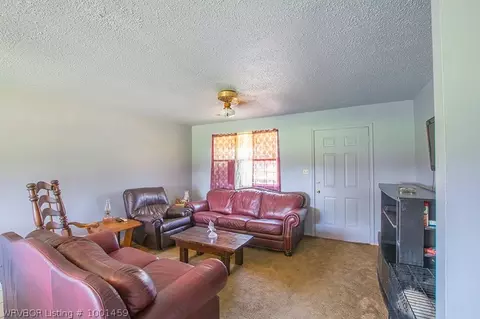 8909 N Highway 252, Lavaca, AR 72941 photo 4