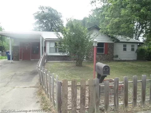 8305 Colony Ln, Fort Smith, AR 72908 photo 1