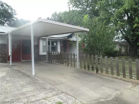 8305 Colony Ln, Fort Smith, AR 72908 photo 2