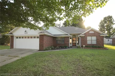 709 Tiffany Dr, Lavaca, AR 72941 photo 1