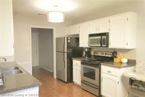 709 Tiffany Dr, Lavaca, AR 72941 photo 6