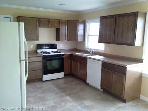 5401 Fort Ln, Fort Smith, AR 72904 photo 2
