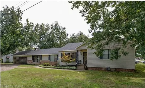 3802 Kinkead Ave, Fort Smith, AR 72903 photo 1