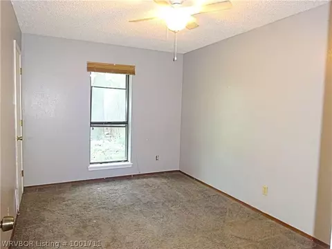 1505 M Cir, Barling, AR 72923 photo 10