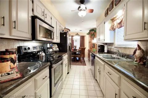 2601 Roxbury Ln, Fort Smith, AR 72908 photo 2