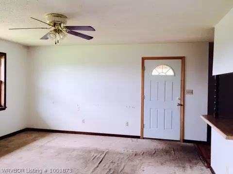 316 Hatfield Ln, Altus, AR 72821 photo 4