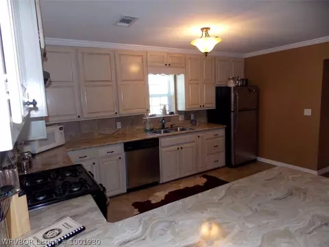 37977 Lassiter Rd, Howe, OK 74940 photo 21