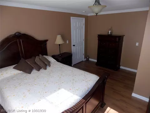 37977 Lassiter Rd, Howe, OK 74940 photo 6