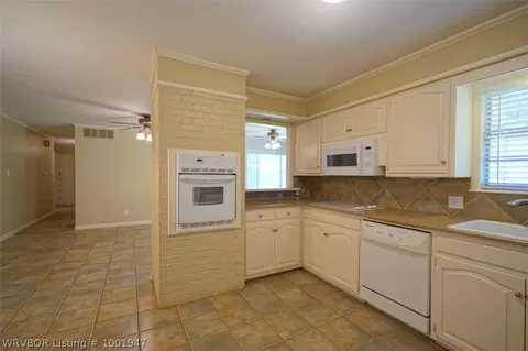 1217 S 37th St, Fort Smith, AR 72903 photo 10