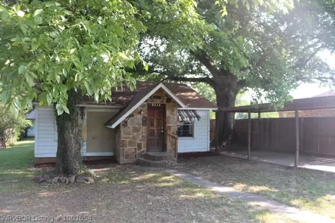 2715 Spradling Ave, Fort Smith, AR 72904 photo 2