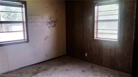 319 Blake Dr, Mena, AR 71953 photo 5