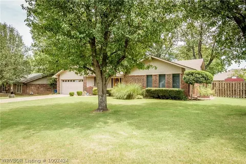 9009 Kiltartan Dr, Fort Smith, AR 72908 photo 3