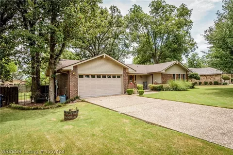 9009 Kiltartan Dr, Fort Smith, AR 72908 photo 5
