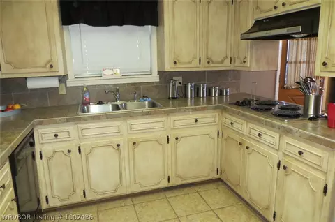 306 Main St, Dyer, AR 72935 photo 5