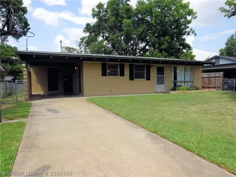 1823 Utica Pl, Fort Smith, AR 72901 photo 1