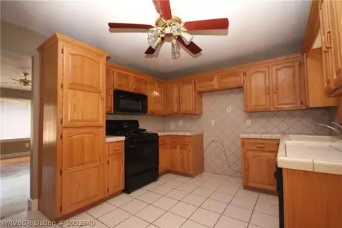 1808 Boston St, Fort Smith, AR 72901 photo 4
