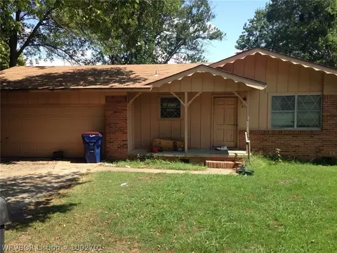 612 N 46 St, Fort Smith, AR 72903 photo 1