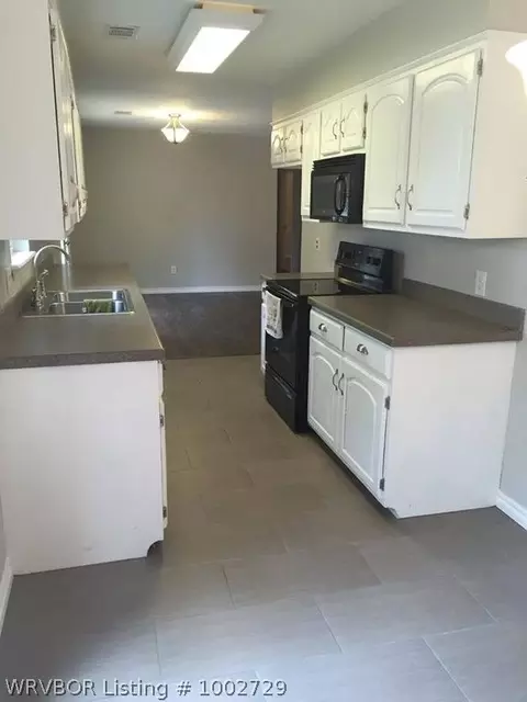 3227 Edinburgh Dr, Fort Smith, AR 72908 photo 5