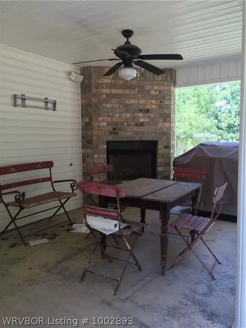 2034 Hidden Park Rd, Fort Smith, AR 72916 photo 3
