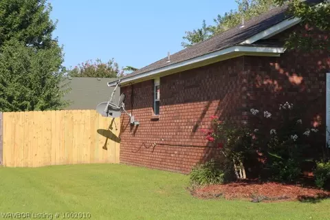 503 Jessie Dr, Lavaca, AR 72941 photo 3