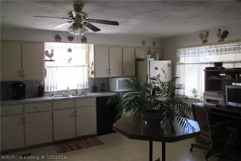 3510 E Walnut St, Paris, AR 72855 photo 6