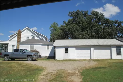 3510 E Walnut St, Paris, AR 72855 photo 2